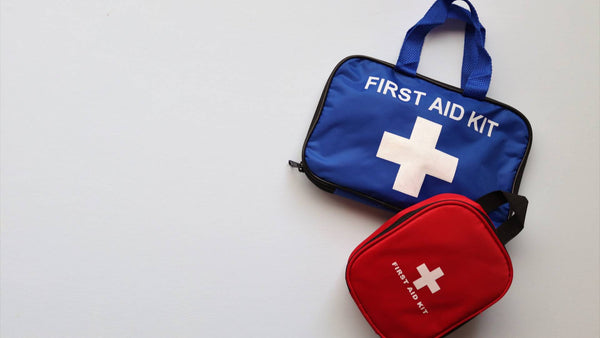 Debunking 6 First Aid Myths: The Truth and Proper Approaches